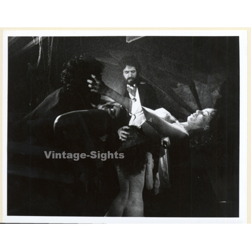 Annette Haven & Jamie Gills In Dracula's Bride / US Adult Movie 1980 (Vintage Press Photo/Movie Still)