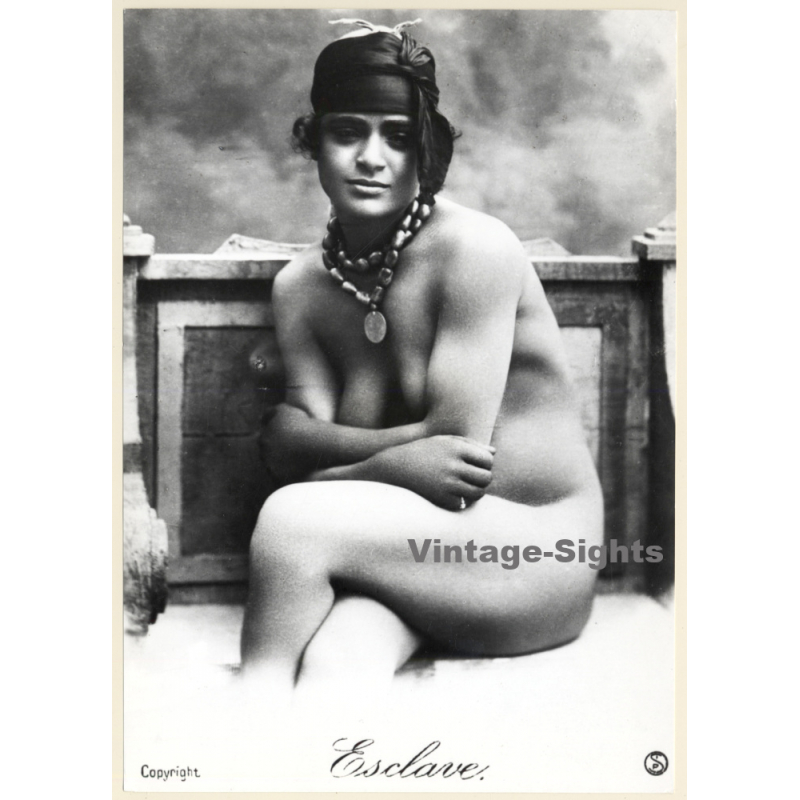 1920s Erotica: Esclave - Stunning Exotic Nude / Boudoir (Large Photo Reprint ~ 24 x 17 CM) 1920s Erotica: Esclave - Stunning Exotic Nude / Boudoir (Large Photo Reprint ~ 24 x 17 CM)