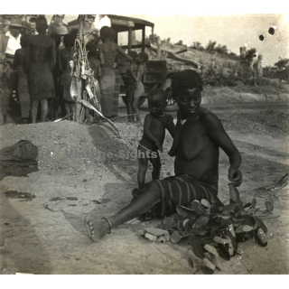 N'Djili - Kimpoko - Léopodville / Congo: Topless Tribal Woman & Her Kid (Vintage Stereo Glass Plate 1934)