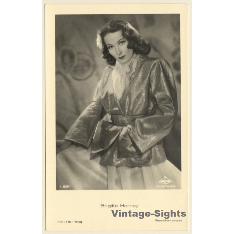 Brigitte Horney / Actress - Film Foto Verlag A 3829/1 (Vintage RPPC 1920s/1930s)