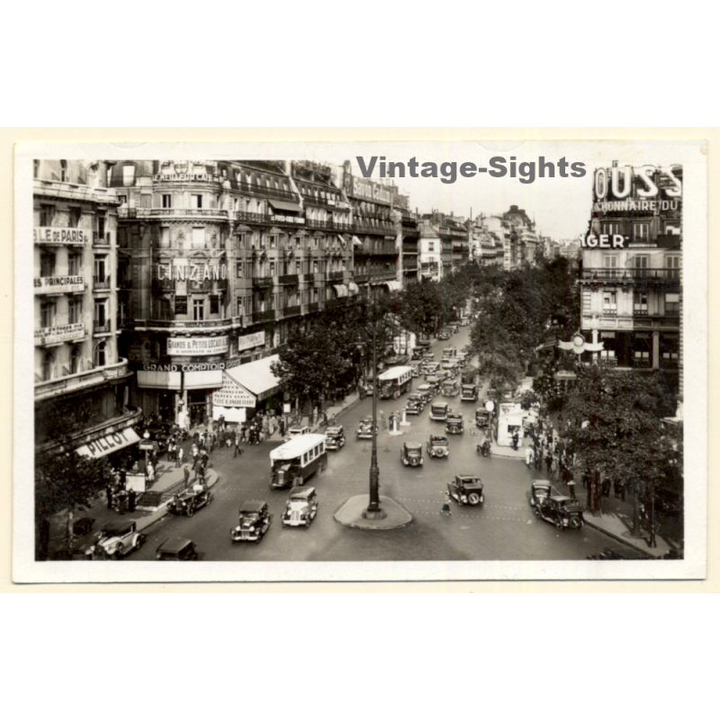 Paris / France: Blvd Italiens - Carrefour Haussmann (Vintage RPPC 1940)