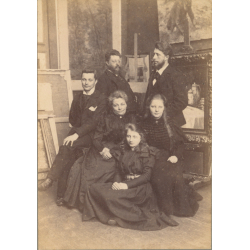 L. Neyt / ABP: Cool Family Portrait In Front Of Paintings (Vintage Photo ~1900s/1910s)