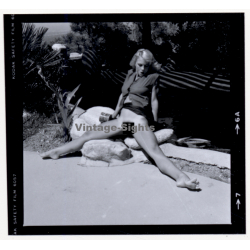 Erotic Study: Racy Blonde Nude Relaxes In The Sun*5 / Legs (Vintage Contact Print 1970s/1980s)