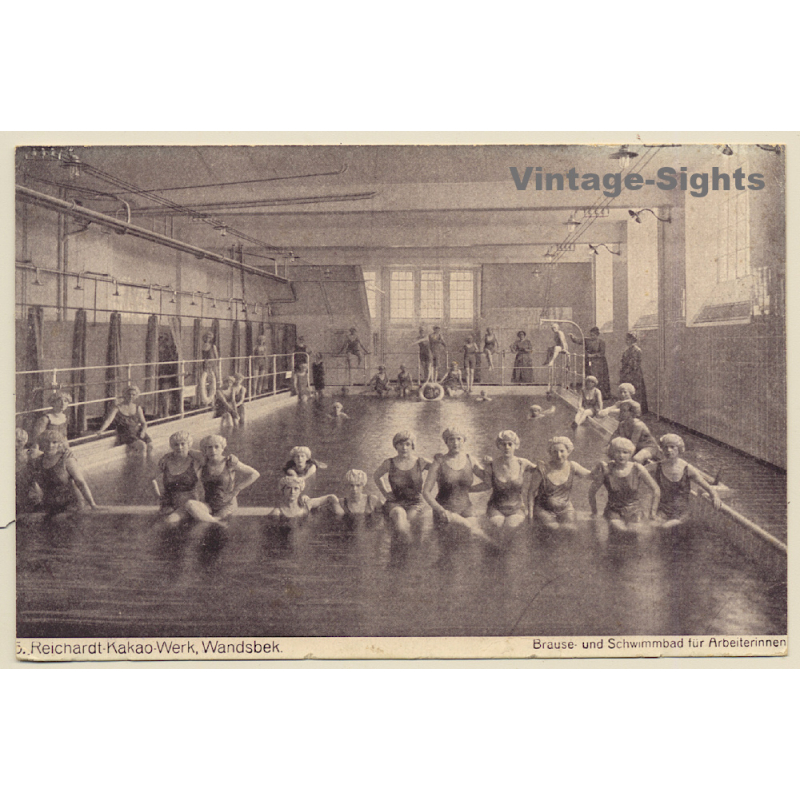 Hamburg Wandsbek: Reichardt Kakao Werk - Schwimmbad Arbeiterinnen (Vintage PC 1910s/1920s)