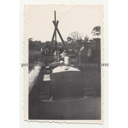 Gabenge - Bolobo / Congo: Big Dredge At Work *1 / Water Pipe (Vintage Photo B/W 1946)