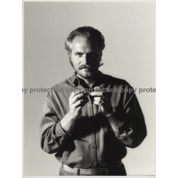 Bearded Man Rolls Cigarette *2 / Red Rock Tabak (Vintage Photo Master 1980s Large)