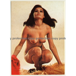 Nude Showgirl Maria / Night-Cabaret Dorett - Kurfürstendamm (Vintage PC Berlin 1960s)
